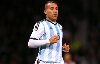 Man City tính ‘nẫng tay trên’ mục tiêu của HLV Van Gaal